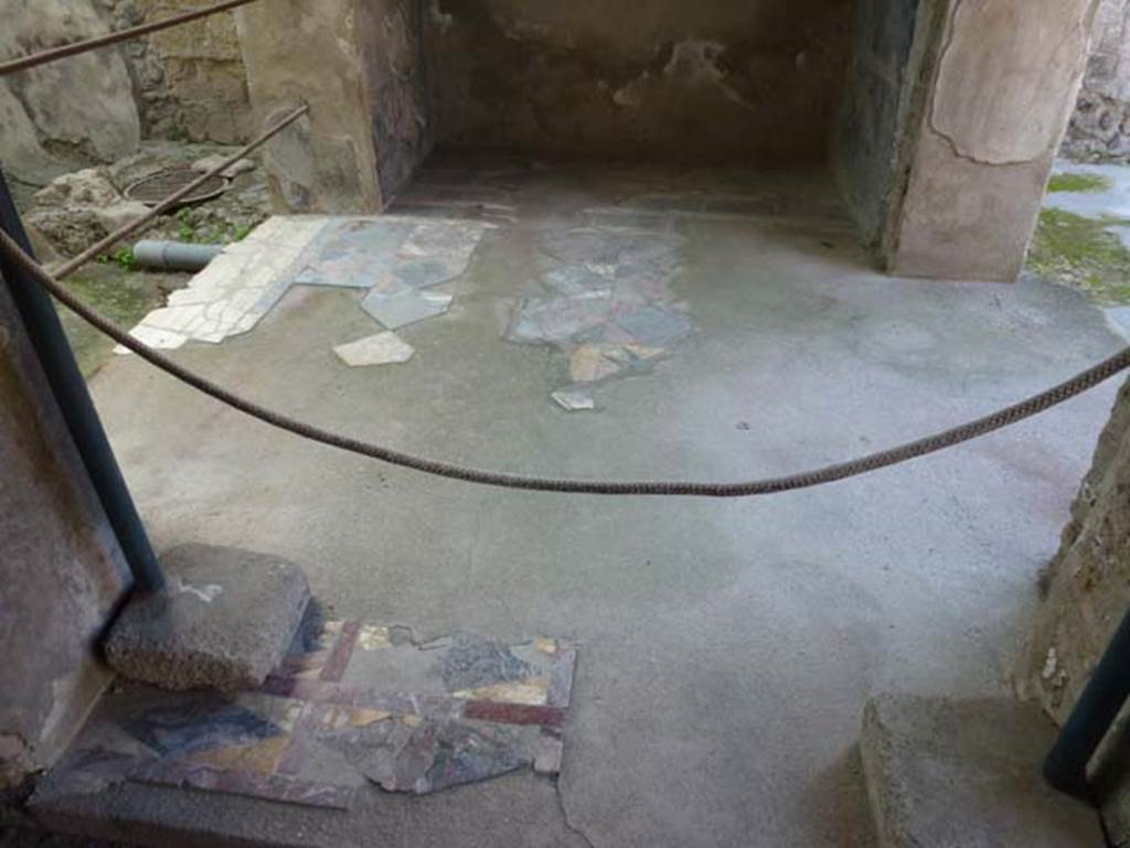 III.3 Herculaneum, October 2012. Looking south across opus sectile flooring in small room. Photo courtesy of Michael Binns.